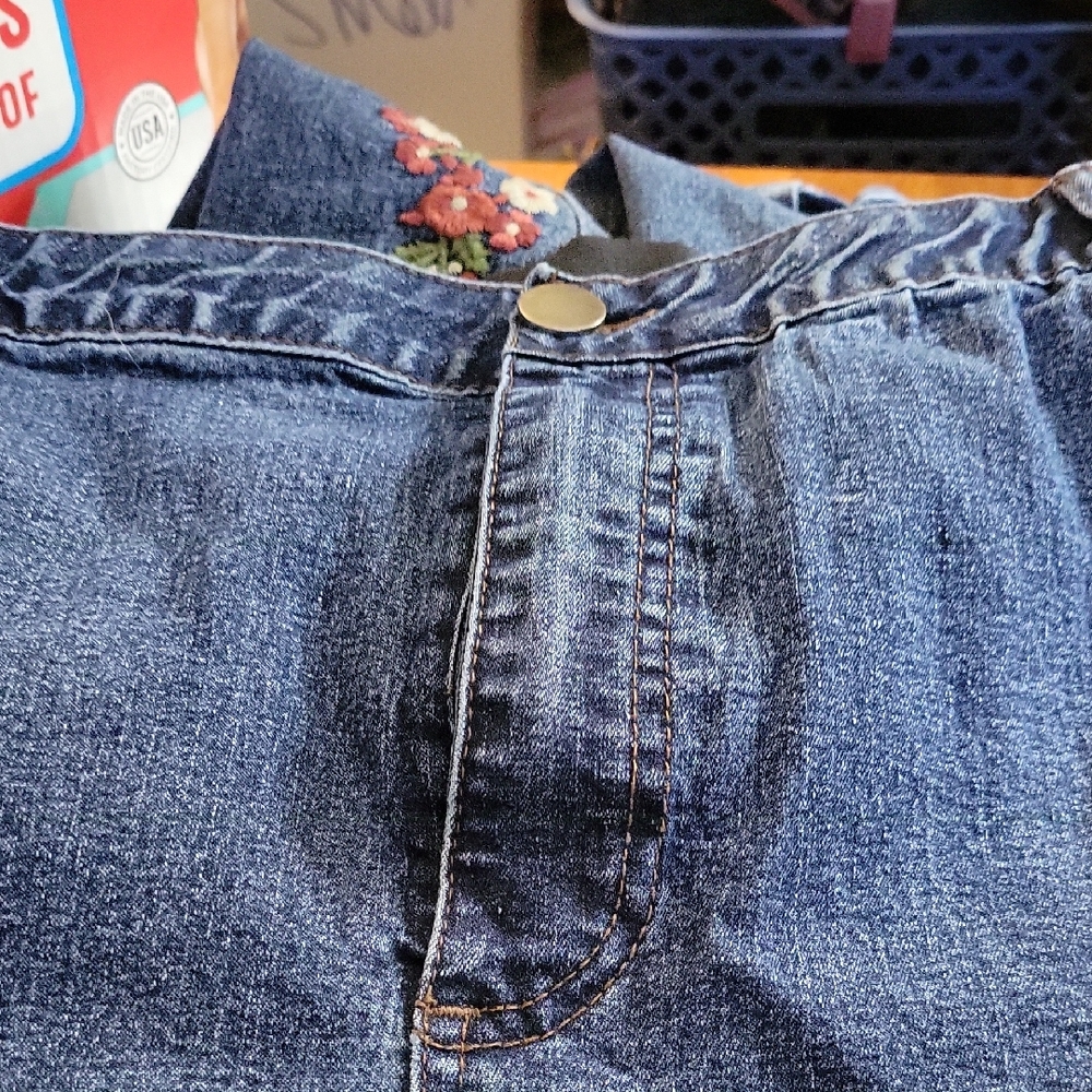 Catherines Blue Denim with Floral Embroidery 28 Inch Inseam.